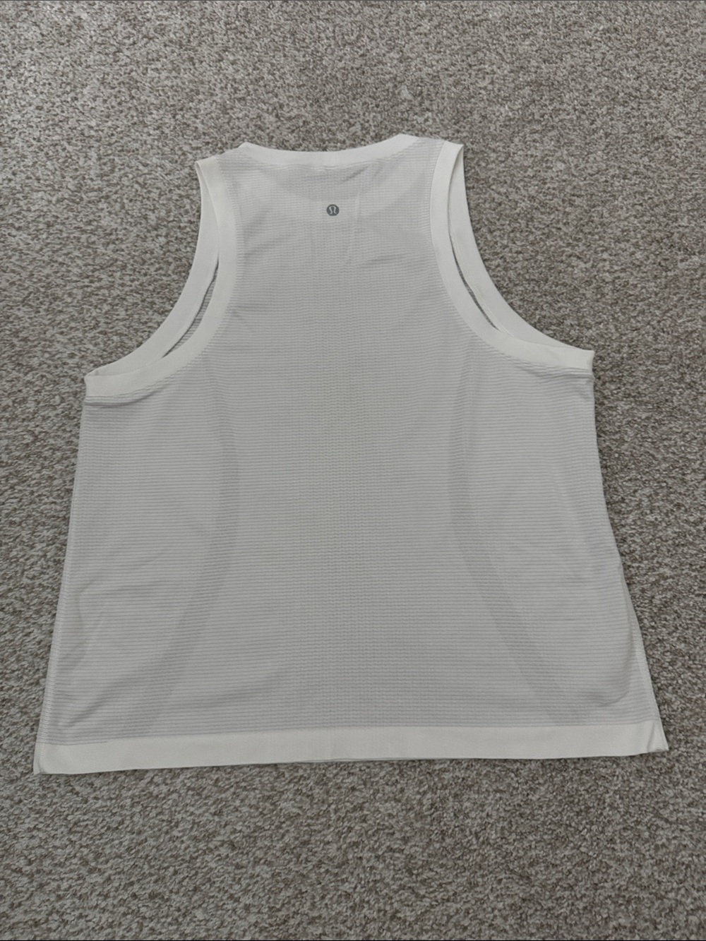 NWOT - Lululemon Swiftly Relaxed Tank Top Hip Length Updated Fit.